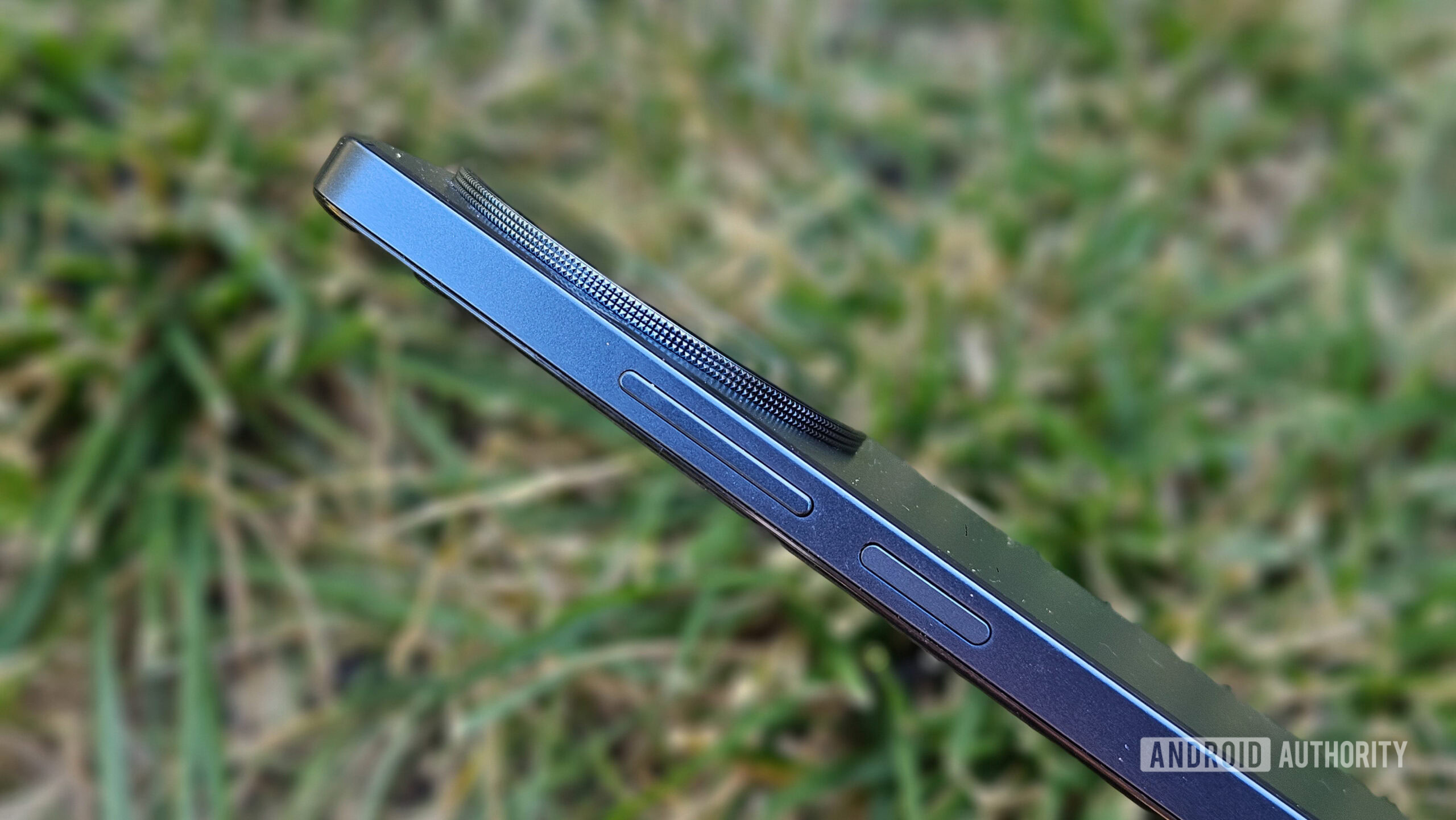 TCL 50 XL 5G Review image 15
